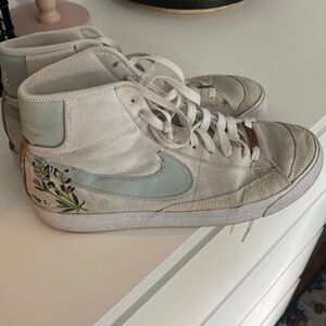 Nike Blazers Flower